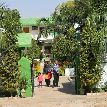 Ranthambhore Vatika Resort Sawai Madhopur Exterior photo
