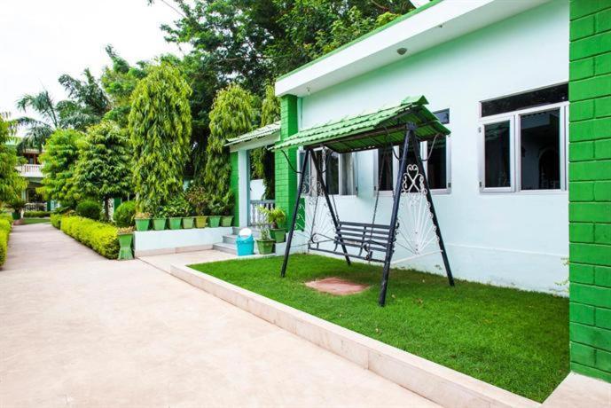 Ranthambhore Vatika Resort Sawai Madhopur Exterior photo