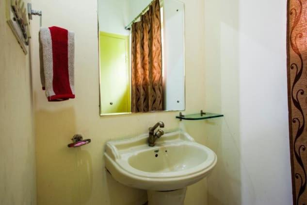 Ranthambhore Vatika Resort Sawai Madhopur Exterior photo
